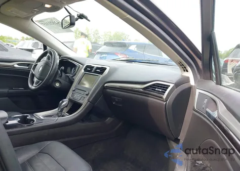 2016 Ford Fusion Se z USA, uszkodzony, nr VIN 3FA6P0HD9GR164473